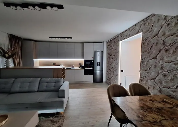 Charming One Bedroom With Balcony & Parking Appartement Bucarest