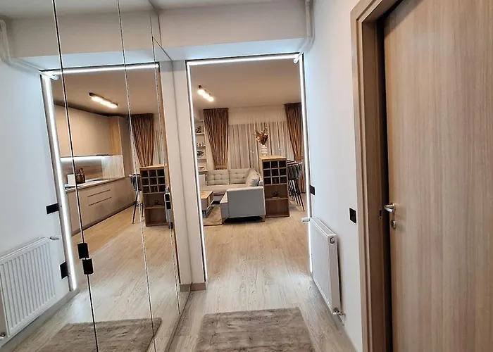 Appartement Charming One Bedroom With Balcony & Parking